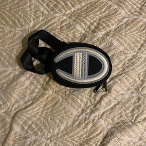 Champion Black and Gray Belt Bag